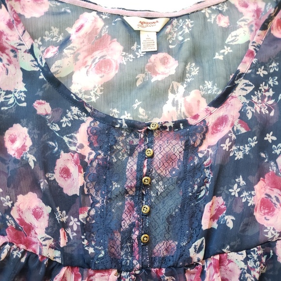 Arizona Jeans Flowy Floral Top - Picture 6 of 6